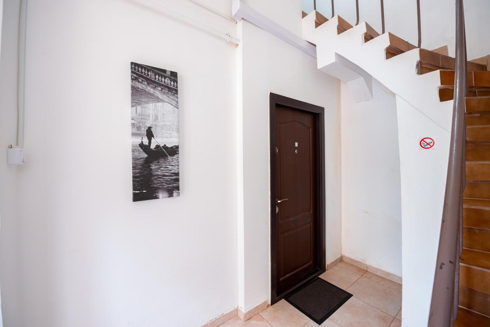 Residenza Di Carbasinni بوخارست المظهر الخارجي الصورة